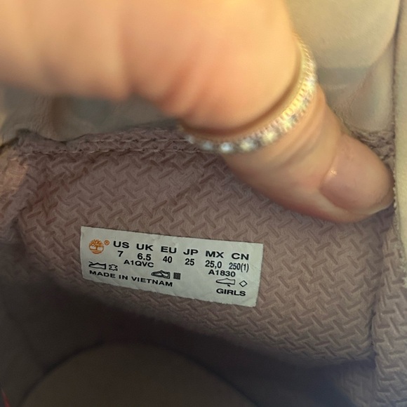 Timberland Women's Blush Leather Combat Boots - Picture 6 of 9